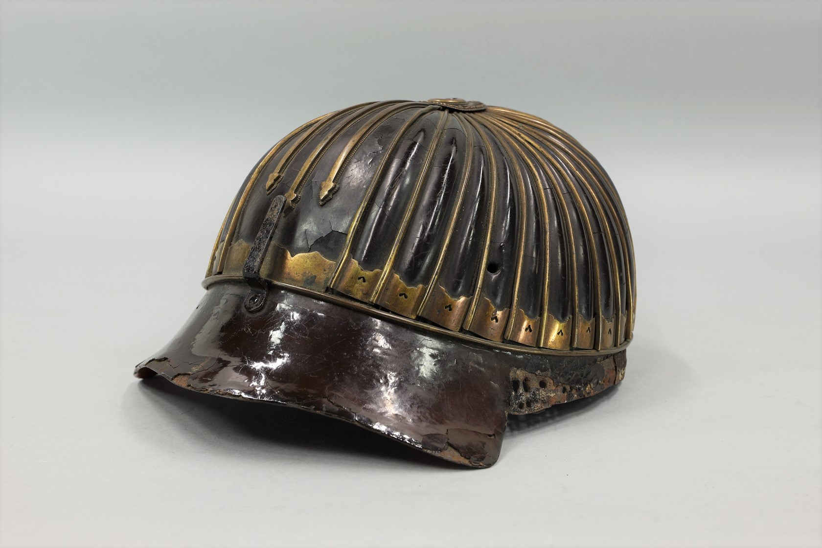 鉄地黒漆塗総覆輪阿古陀兜鉢 akoda So-Fukurin kabuto | 古裂會 鉄地黒漆塗総覆輪阿古陀兜鉢 akoda So-Fukurin kabuto | 古裂會