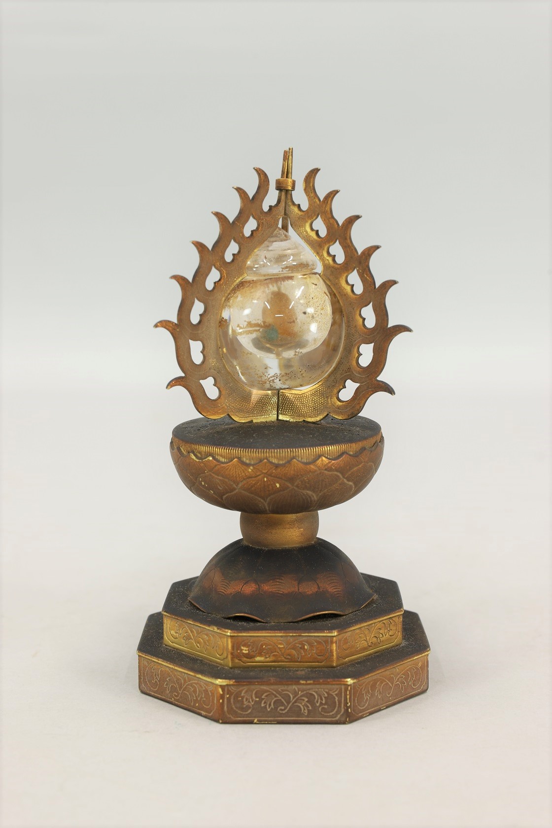 金銅宝珠形水晶舎利器 | 古裂會 (こぎれかい) 金銅宝珠形水晶舎利器 | 古裂會 (こぎれかい)