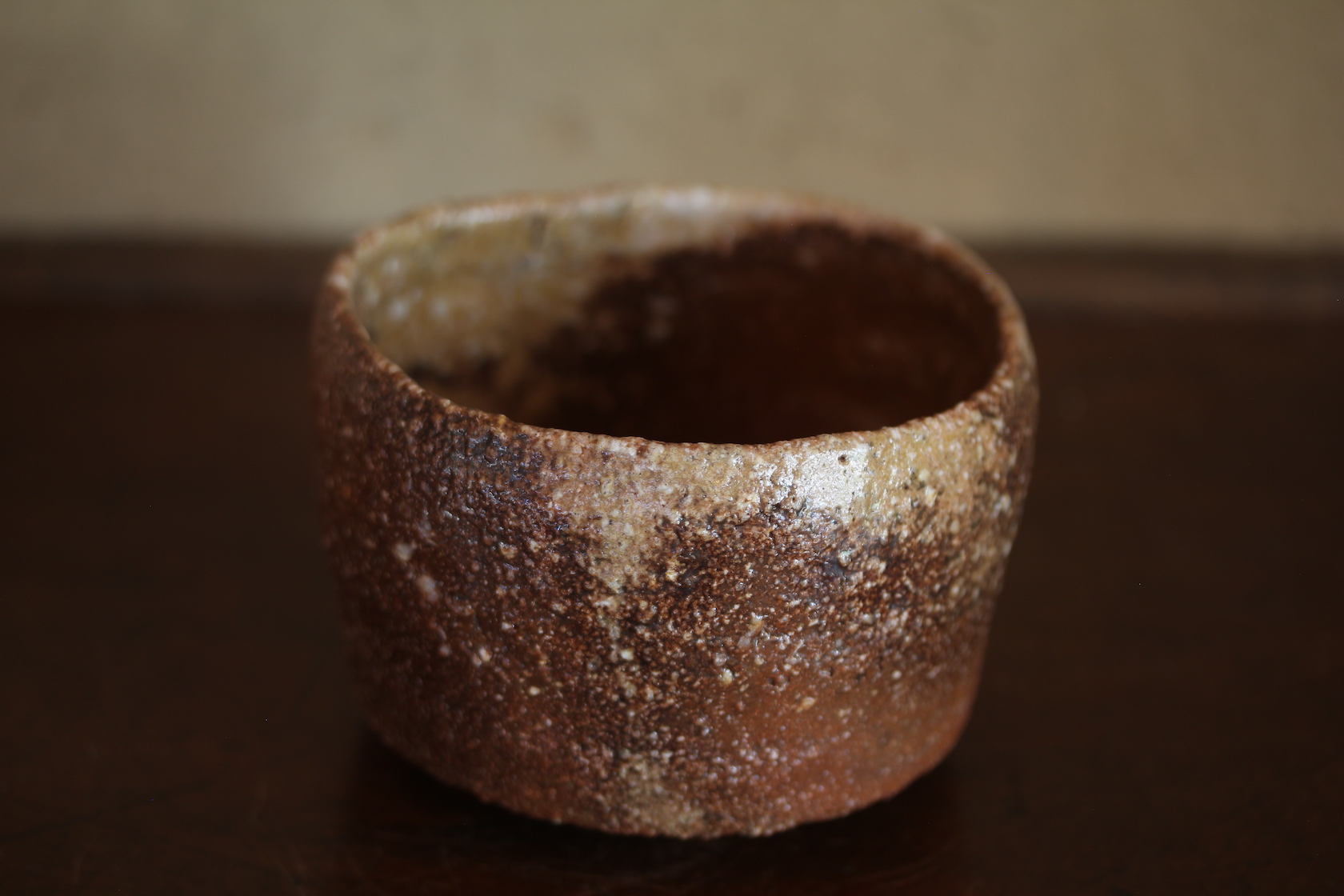 北大路魯山人作 志野織部 花蟹絵 茶碗 黒田陶々庵極め箱 M R4031