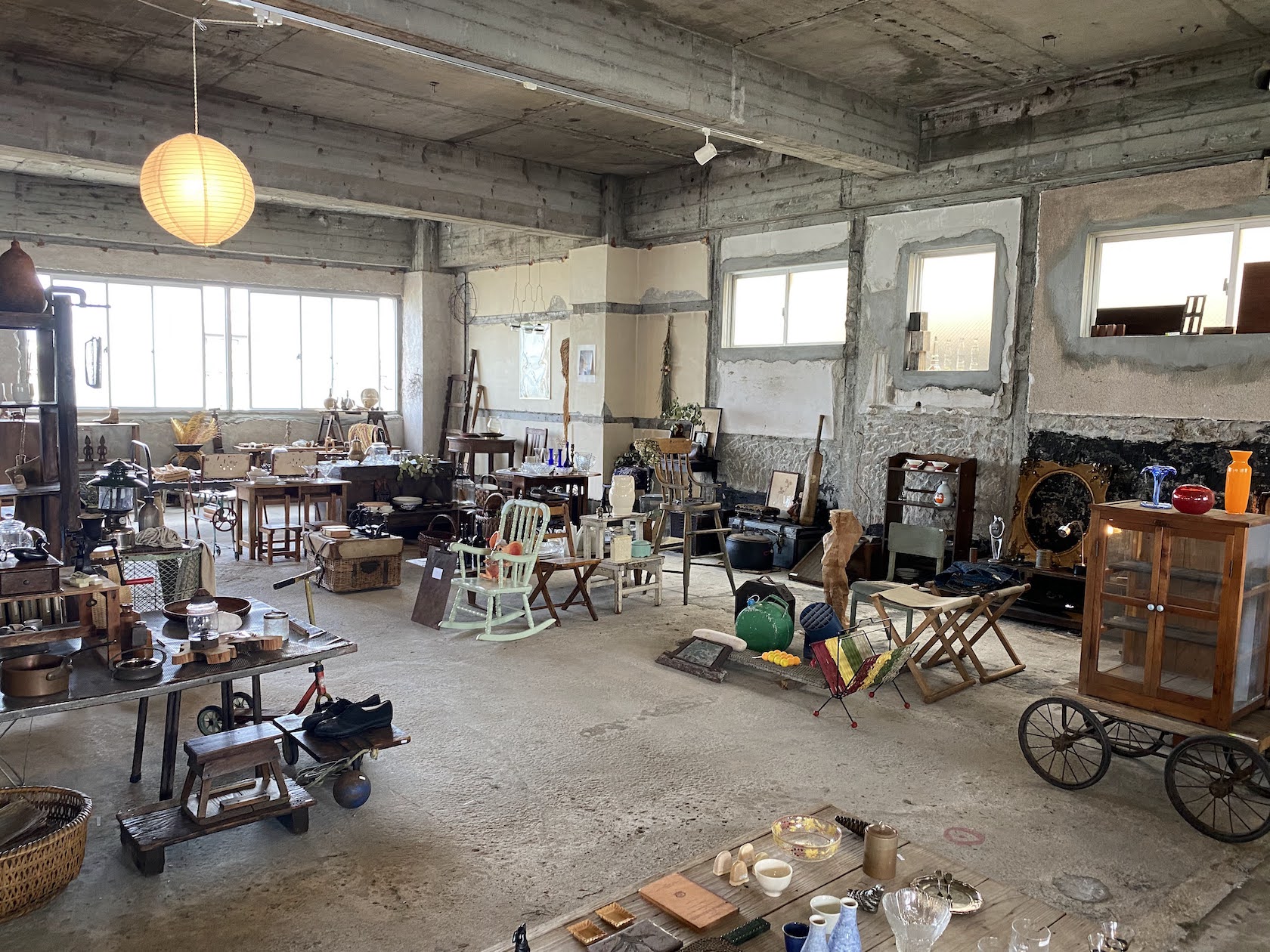 第3ドックハウスギャラリー古道具店へ | 古裂會 (こぎれかい)